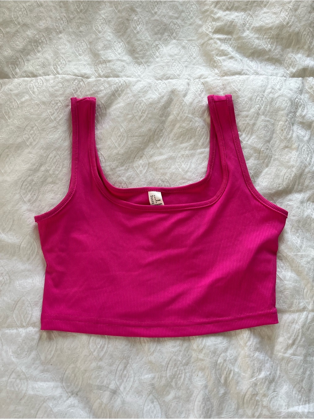 Ribbed Scoop Neck Crop Tank Top - Hot Pink size small